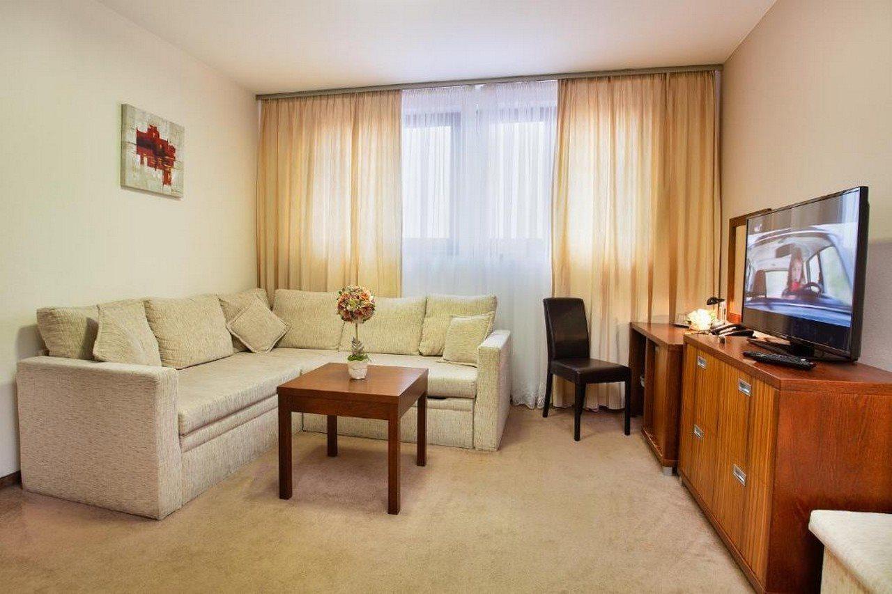 Hotel Academic Zvolen Esterno foto
