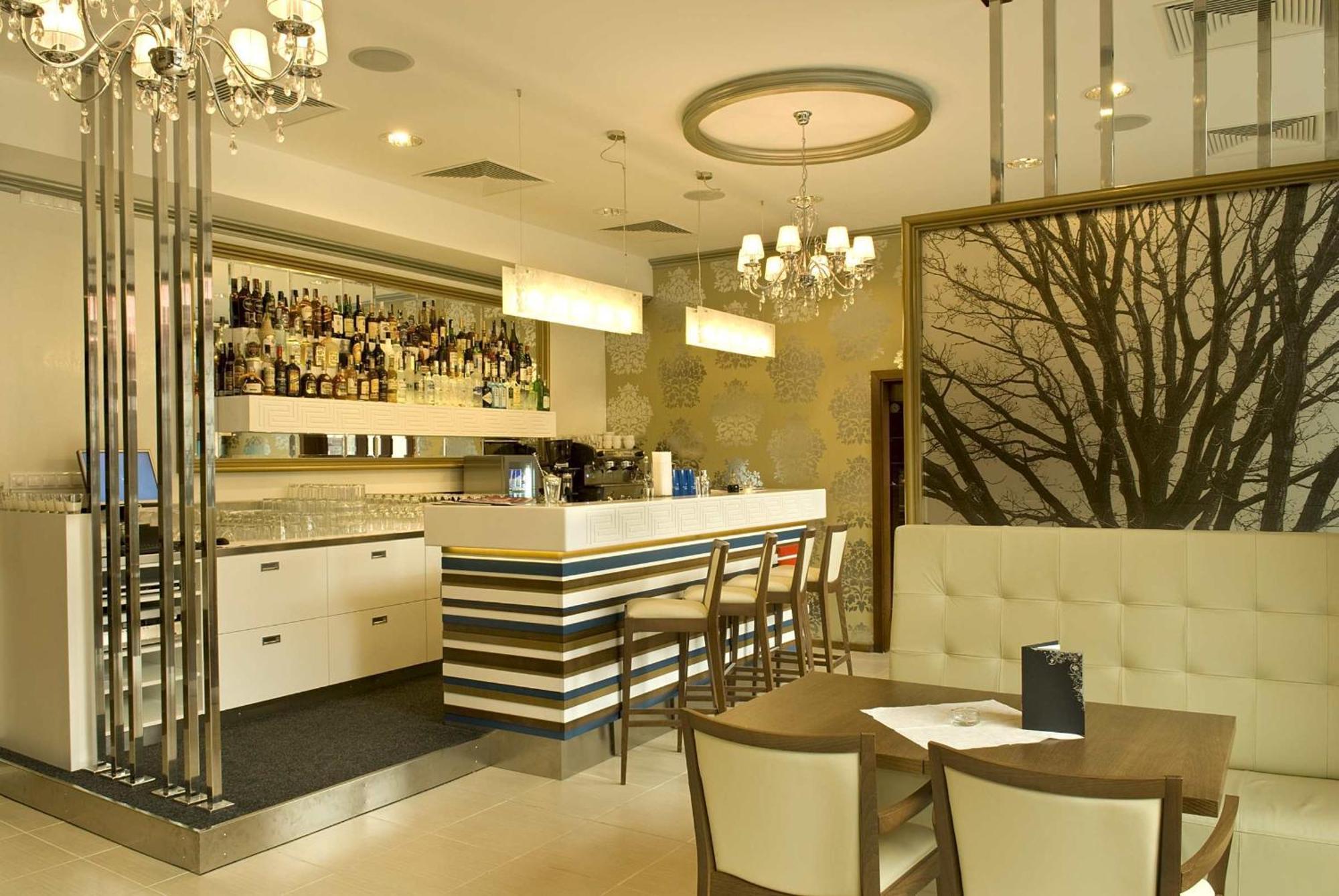 Hotel Academic Zvolen Esterno foto