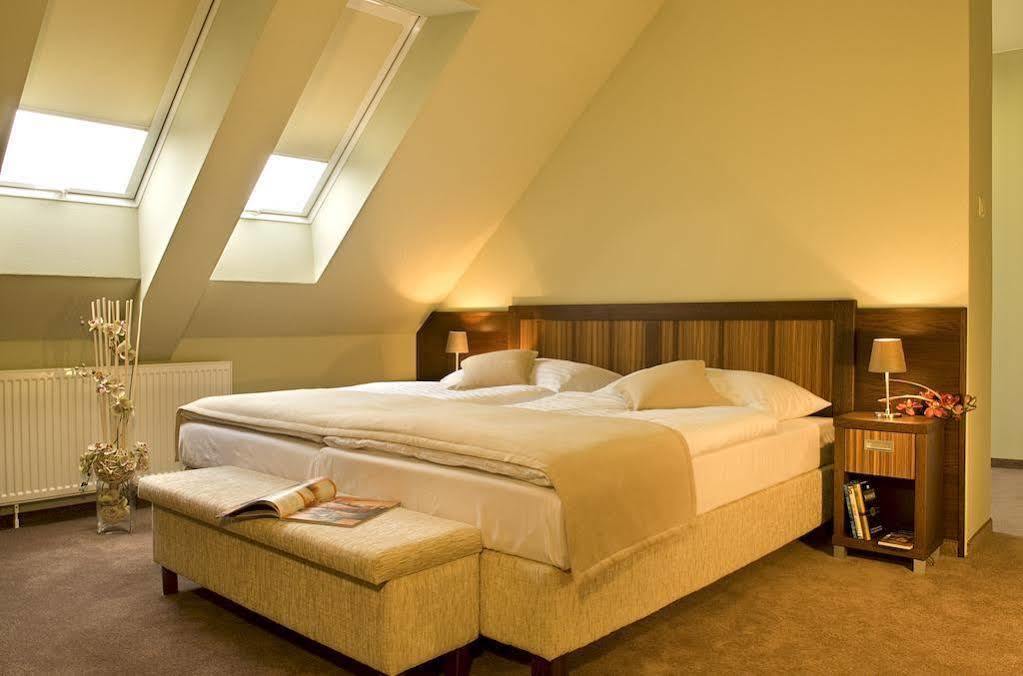 Hotel Academic Zvolen Esterno foto
