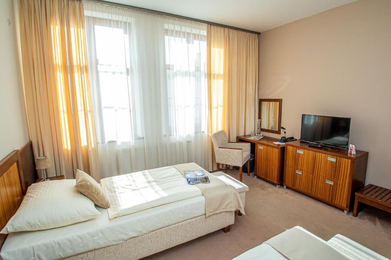 Hotel Academic Zvolen Esterno foto